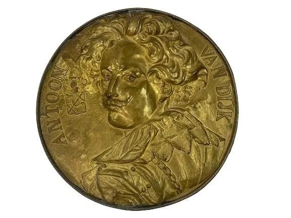 A large antique Anthony Van Dyke brass wall hanging relief: A large antique Anthony Van Dyke brass wall hanging relief. A unique antique gilded brass charger measuring 24 inches in diameter.embossed wall hanging decorative wall hanging plaque.Sir Anthony van D