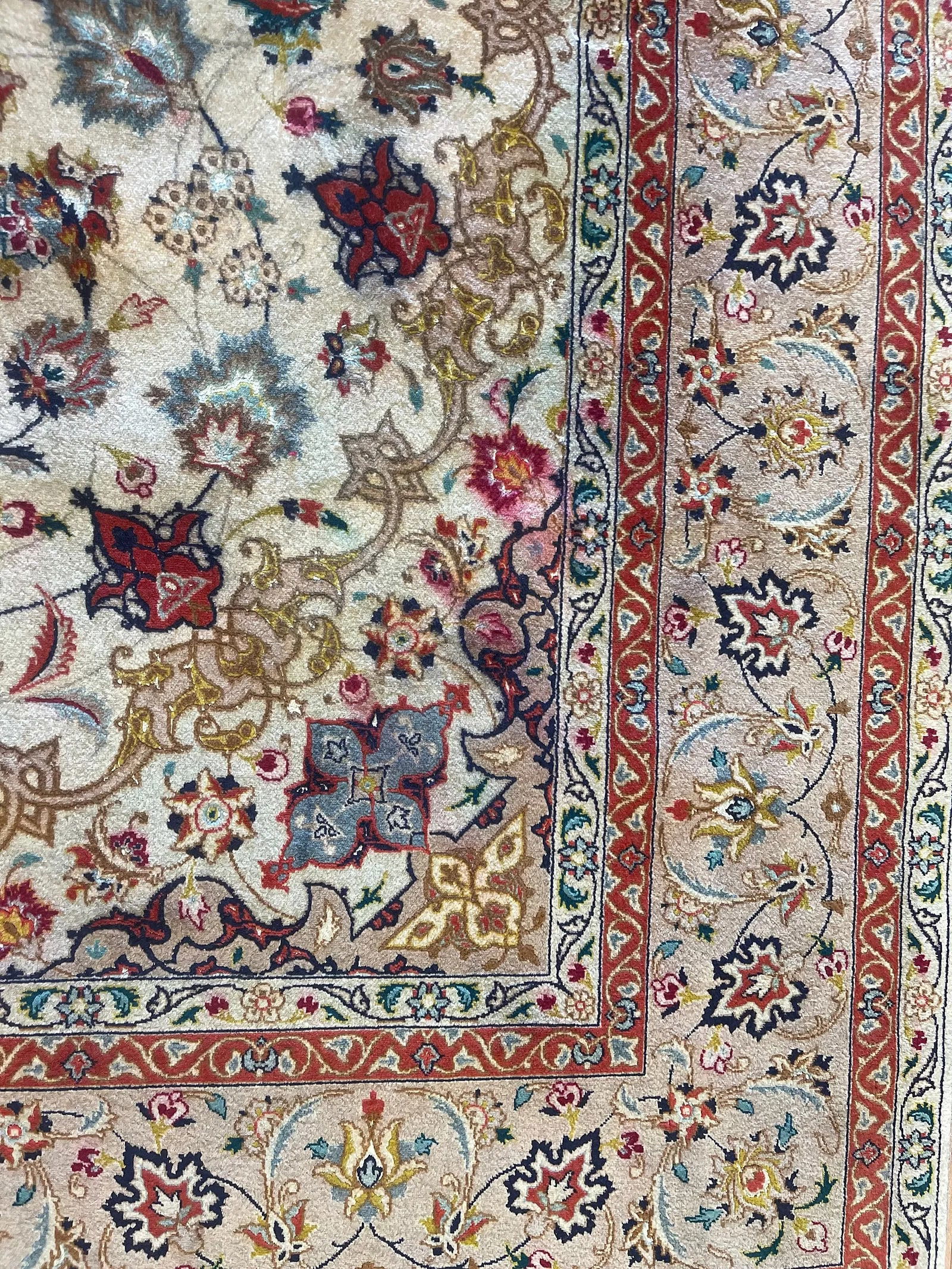 A Persian Tabriz rug - 9