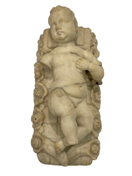Important 18th Century Italian white carrera marble statue of baby Christ: Important 18th Century Italian white Carrera Marble statue of Baby Christ. Measuring 13 inches long by 5 inches wide and 5 1/2 inches high.A finely hand carved white marble statue with black veins car