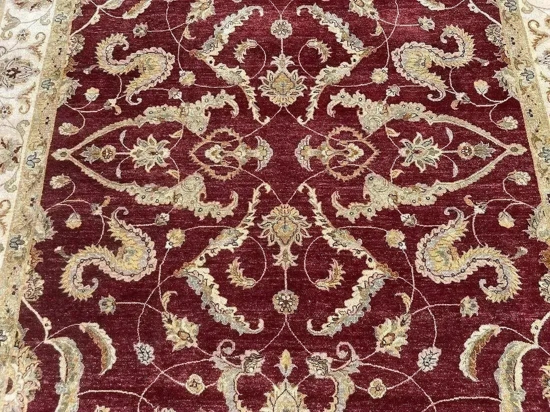 A handwoven room size oriental rug - 6
