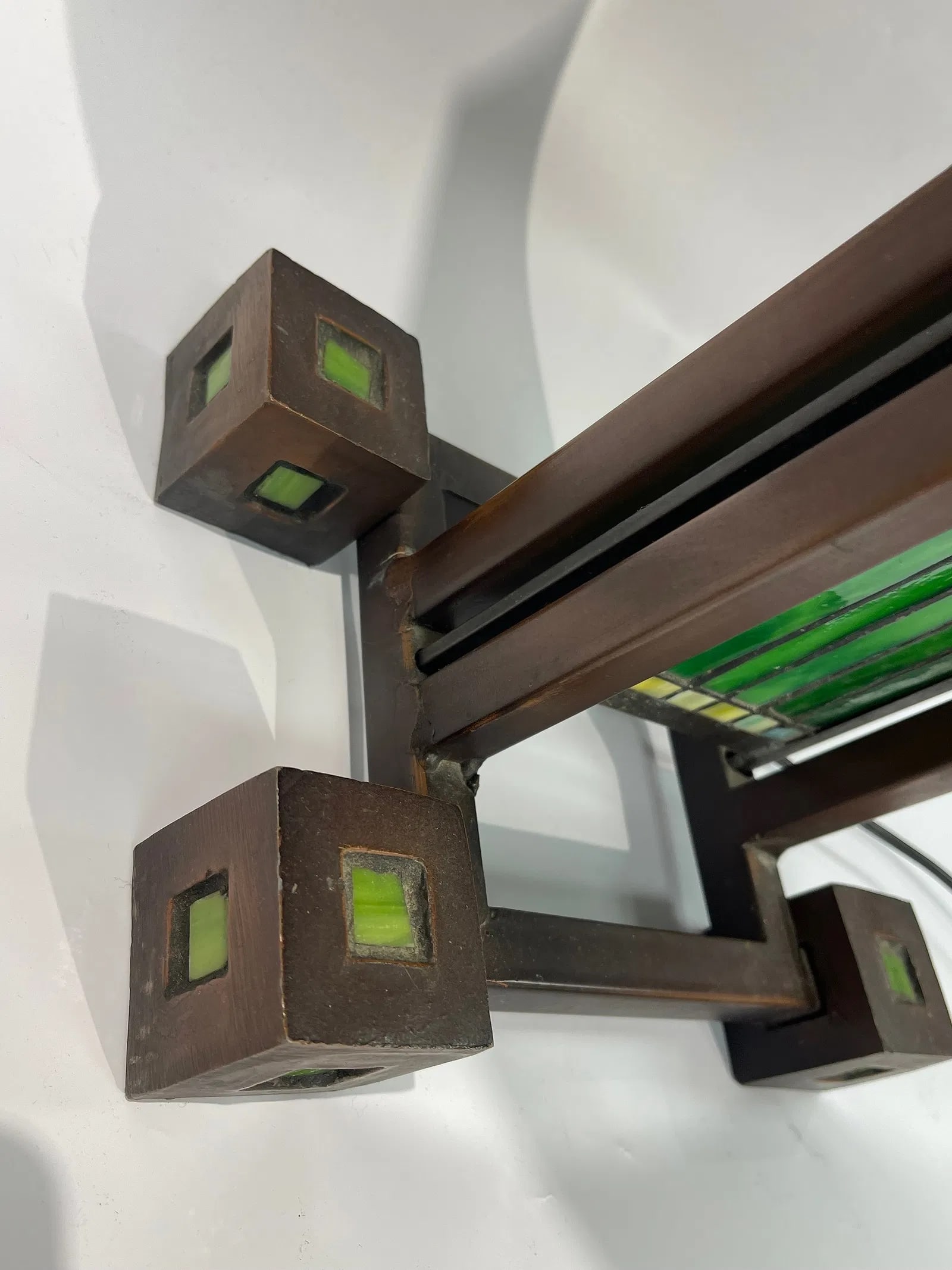 A Frank Lloyd Wright style single column lamp - 16