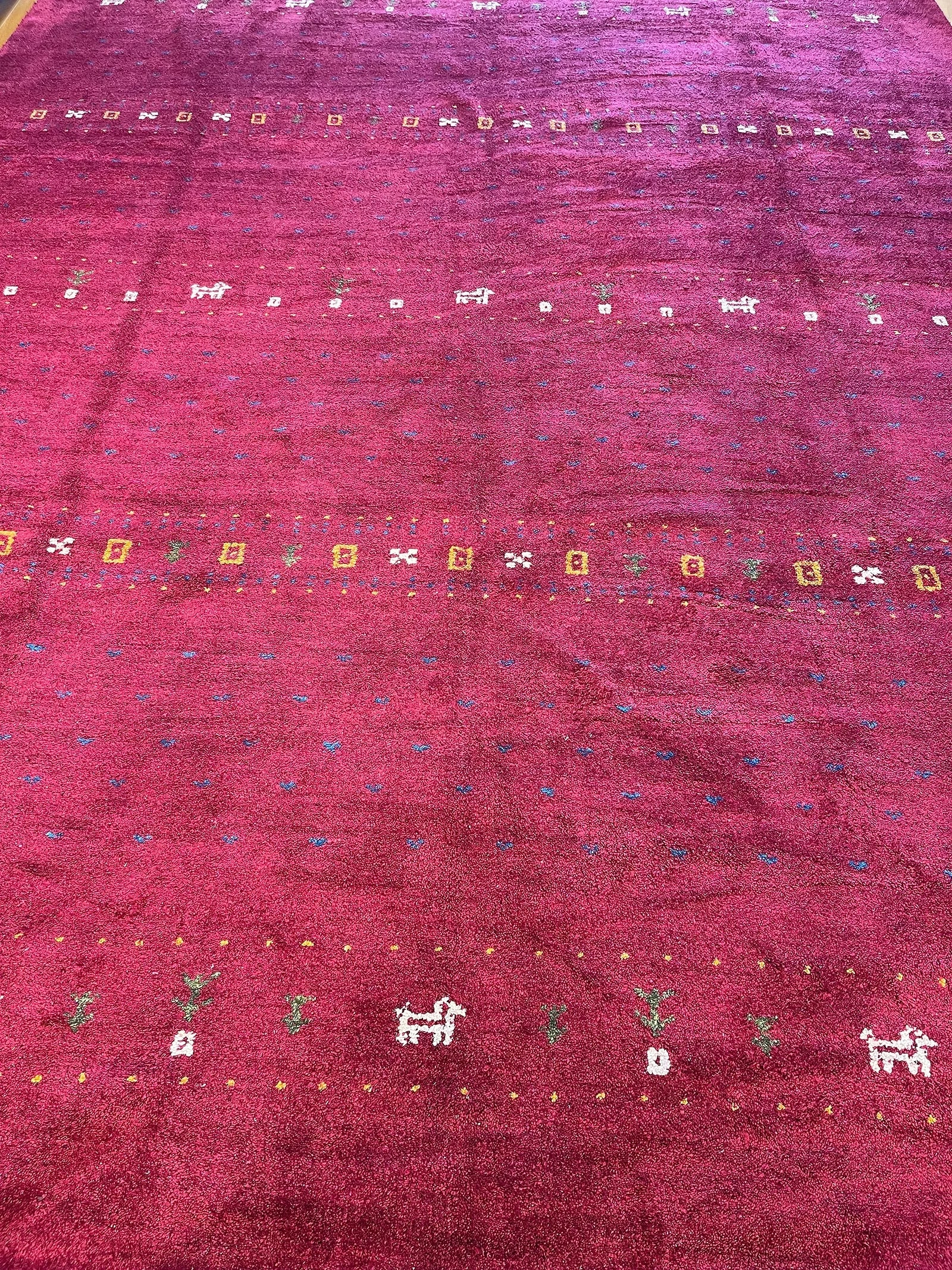 Indian contemporary Gabbeh design wool handwoven rug: Indian contemporary Gabbeh design wool handwoven rug measuring 9 feet 6 inches wide by 12 feet long.