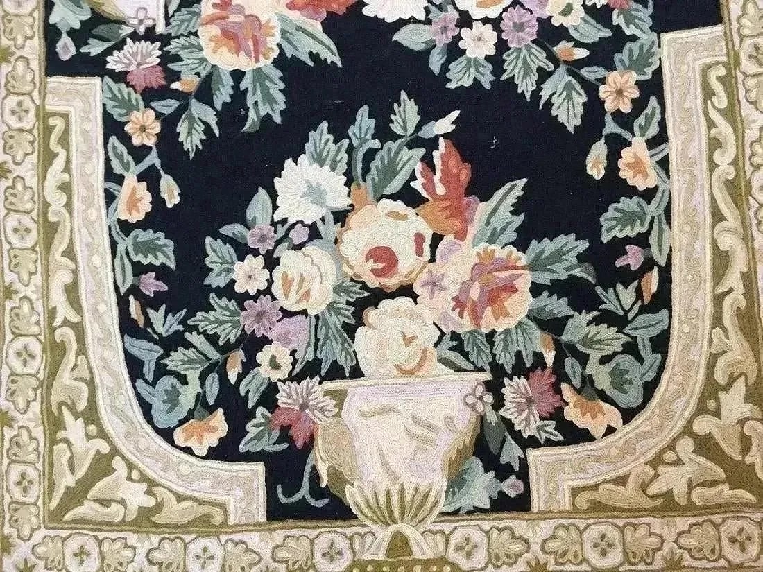 An old Chainstich rectangular tapestry rug - 4