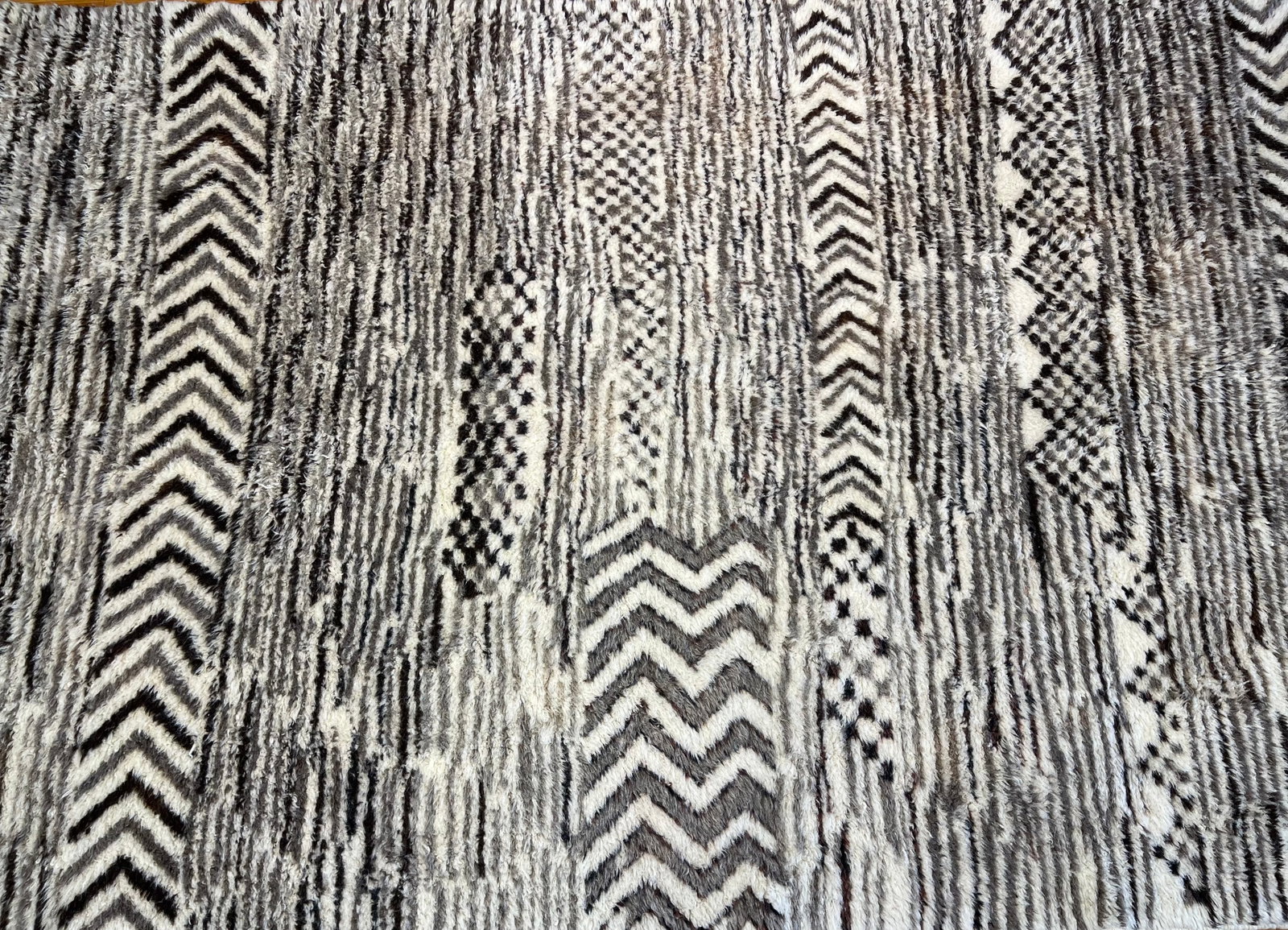 A Moroccan wool handwoven rug (1 of 14)