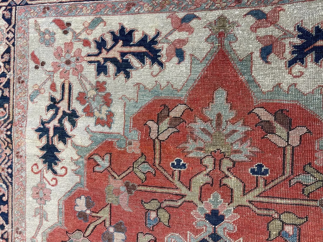 Antique Persian Serapi rug - 15
