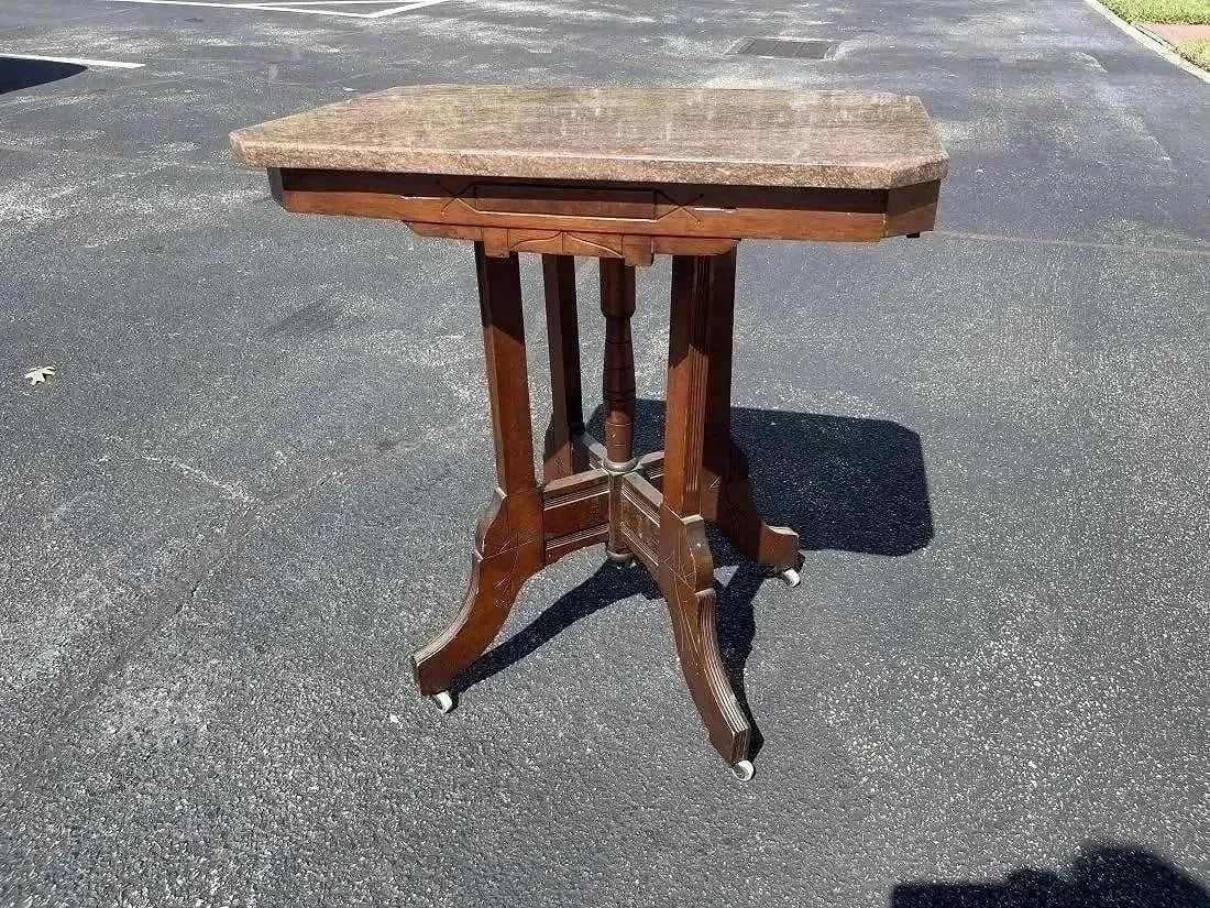 A Victorian Walnut Table with Marble Top - 2