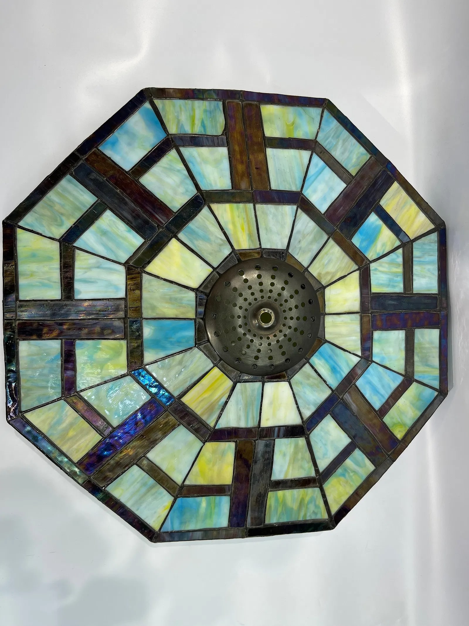 A Frank Lloyd Wright style single column lamp - 8