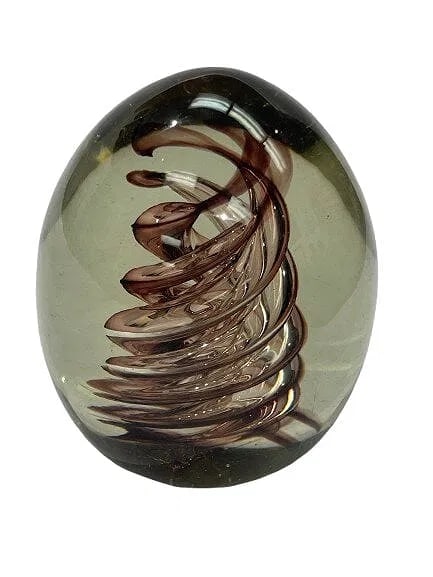 Dynasty Gallery Art Glass Paper Weight: A Dynasty Gallery Art Glass PaperWeight. Dynasty Gallery paperweights are designed by an American company based in San Francisco, California, and are handcrafted by artisans in China. Established in 1