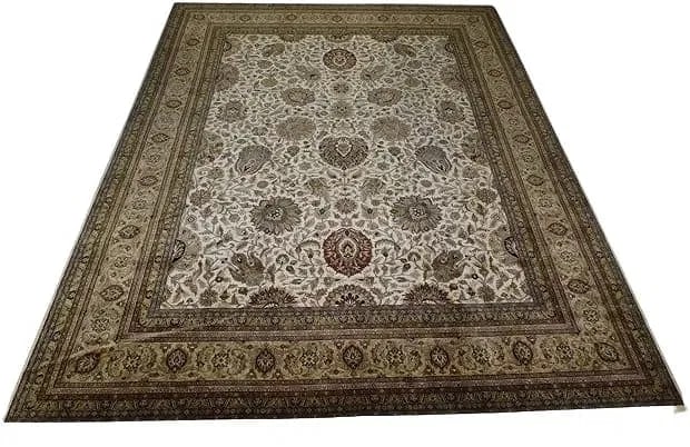 A palace size Handwoven Indian Agra rug (1 of 15)
