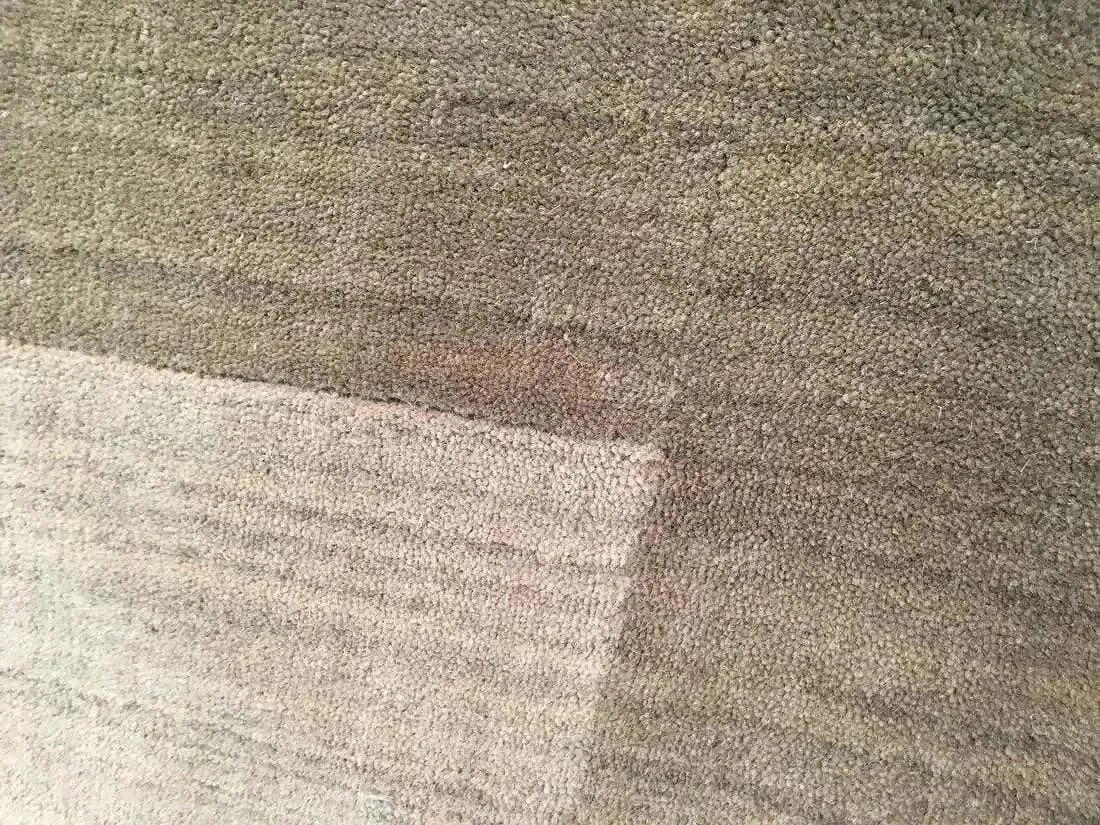A Hand tufted contemporary Rug - 3