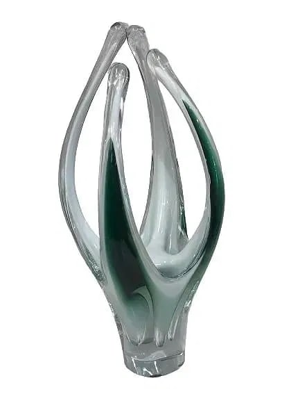 Flygsfors Coquille art glass signed & dated Mid century Swedish sculpture: Flygsfors Coquille art glass four prong sculpture by a Mid century Swedish artist in white, Green & clear art glass .Signed and dated on the base. In overall good condition. Measures approx 17 inches 
