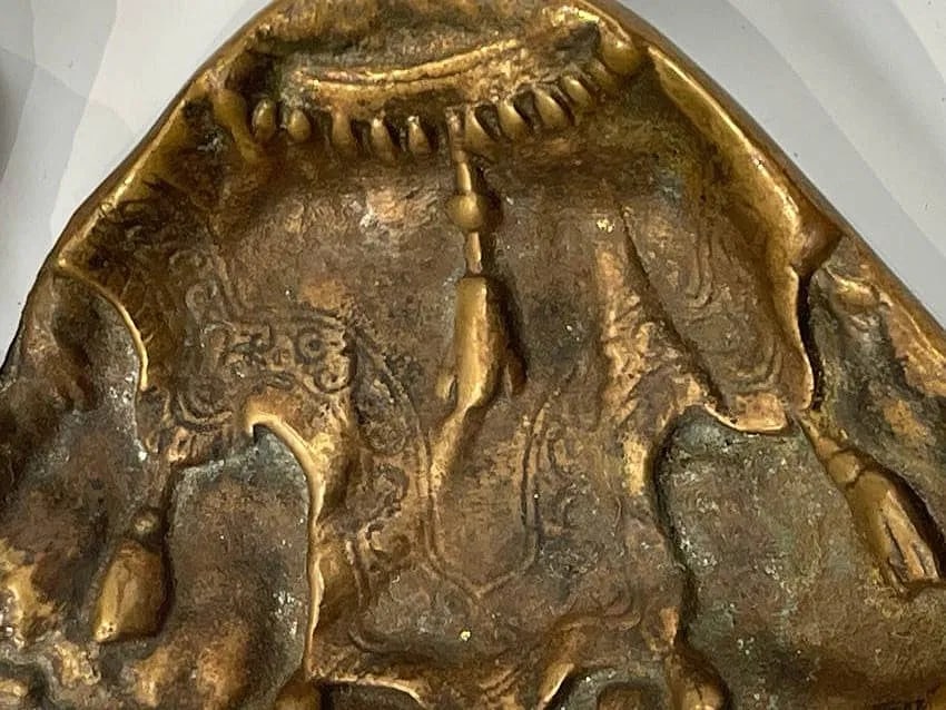 A Solid Bronze Camel decorative bowl - 2