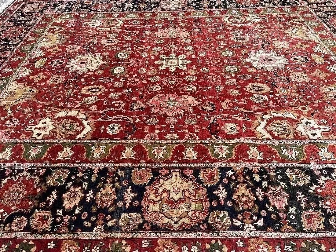 Oversize Handwoven Indian Agra rug 12 by 15: An Oversize Handwoven Indian Agra rug measuring 12 feet wide by 15 feet 2 inches long. A high quality hand knotted rug made of natural dyes & pure wool.We offer In Land Shipping to any USA