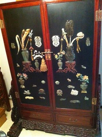 Important Chinese Jade covered rosewood display Cabinet (1 of 10)