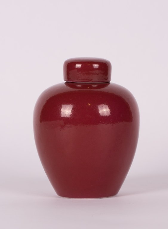 CHINESE OX BLOOD GLAZED COVER JAR (1 of 5)
