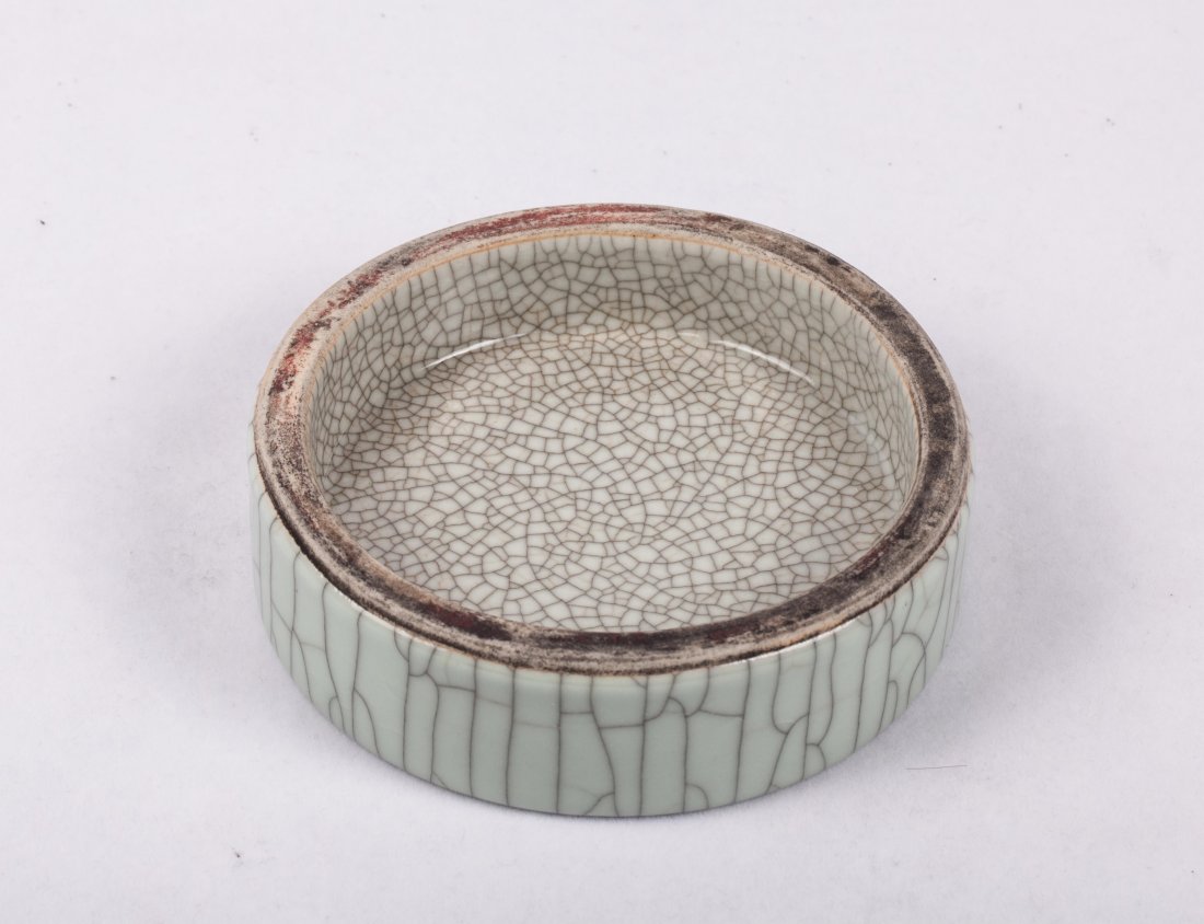 CHINESE GE TYPE PORCELAIN INK STONE (1 of 4)