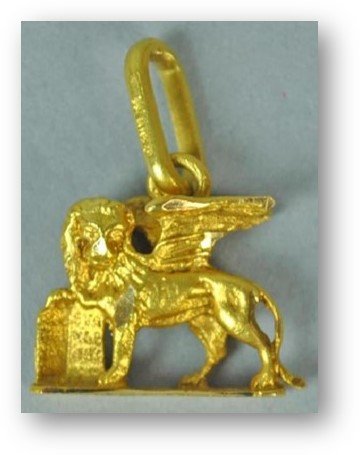 18K WINGED LION OF ST MARK VENICE GOLD PENDANT (1 of 2)