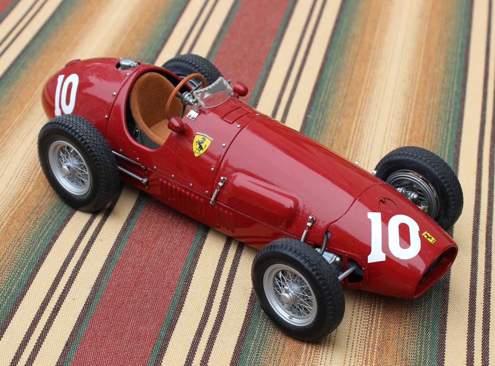 Exoto Ferrari 500 F2 Grand Prix Race Car Model 1/18 (1 of 3)