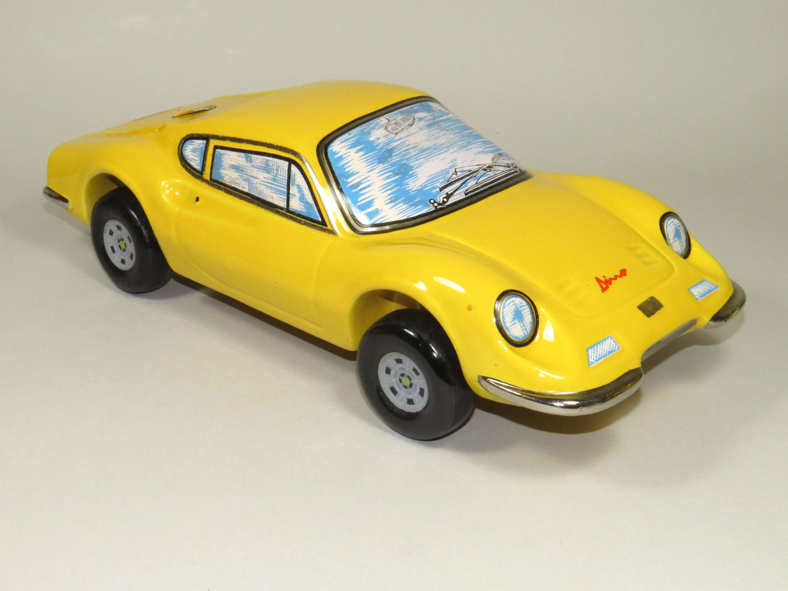 Ferrari Dino 246 GT Ceramic Decanter (1 of 7)