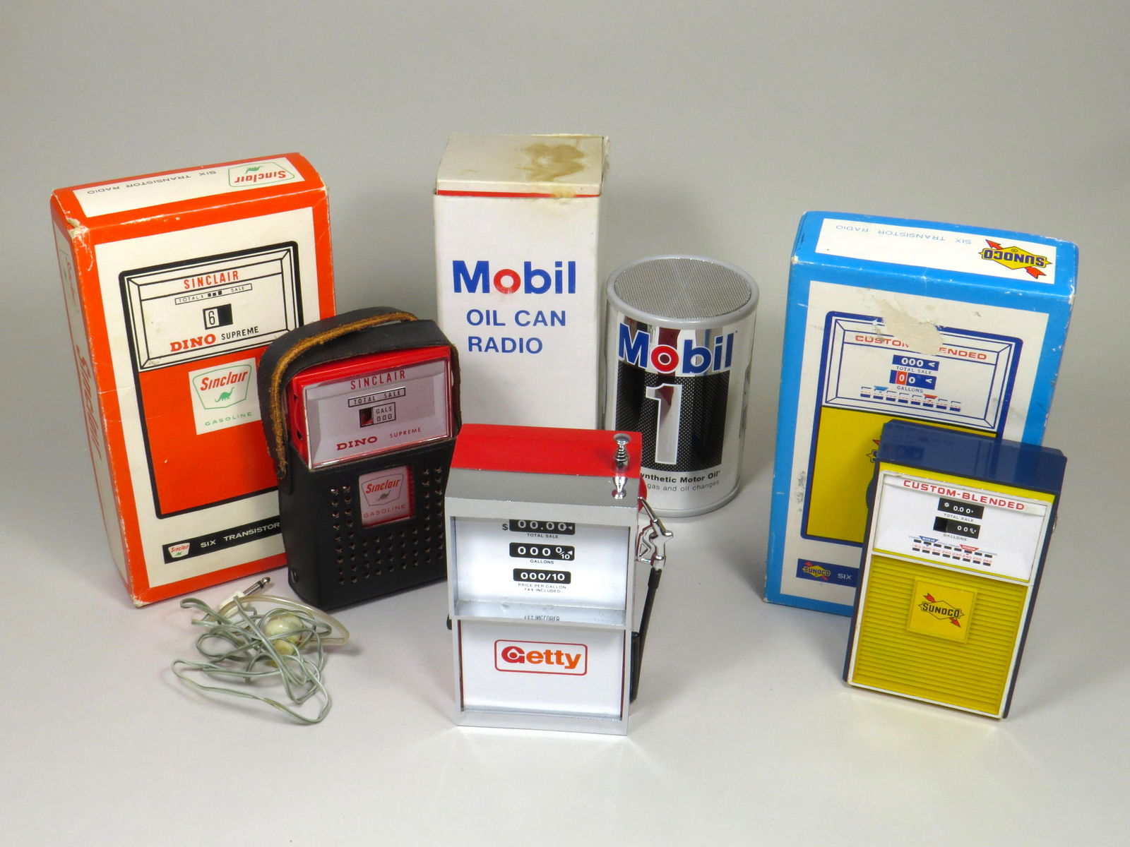 Sinclair, Sunoco, Getty. Mobil 1, “gas Pump” And Oil