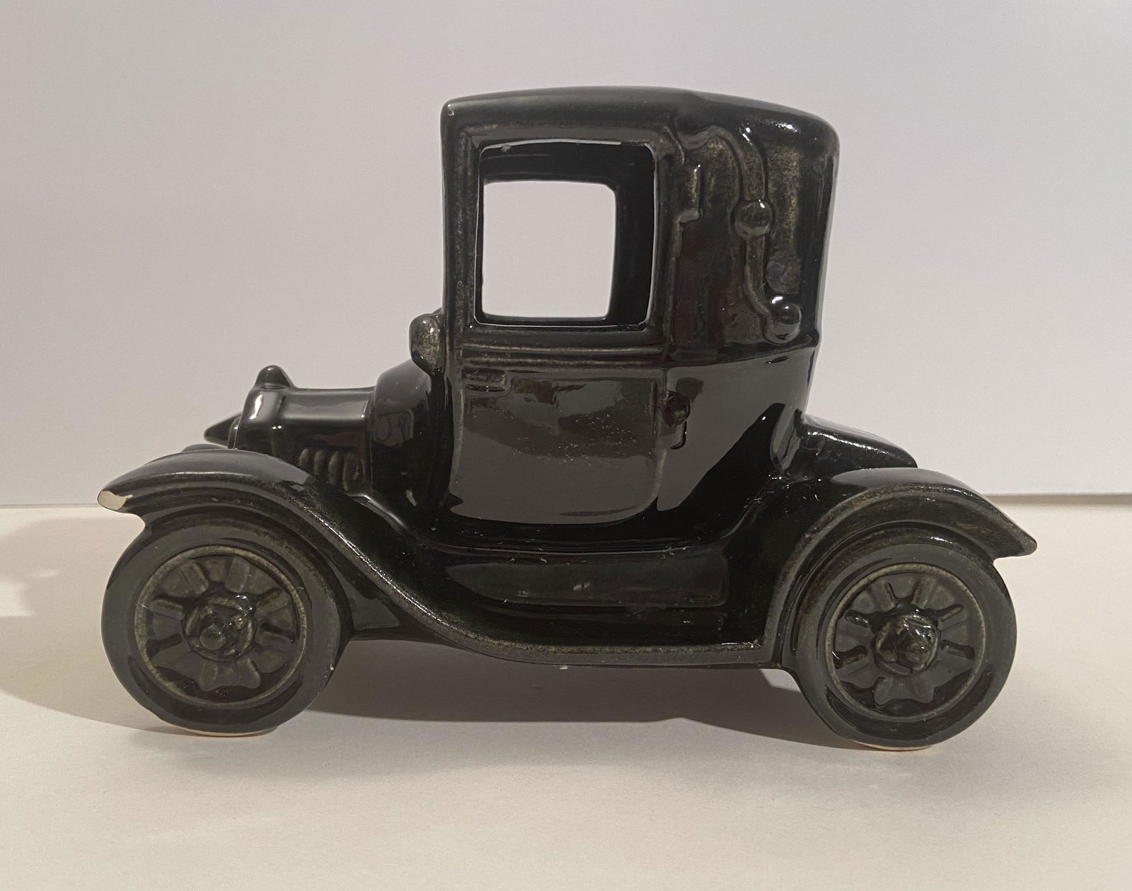 Black Ceramic Model T Ford (1 of 6)