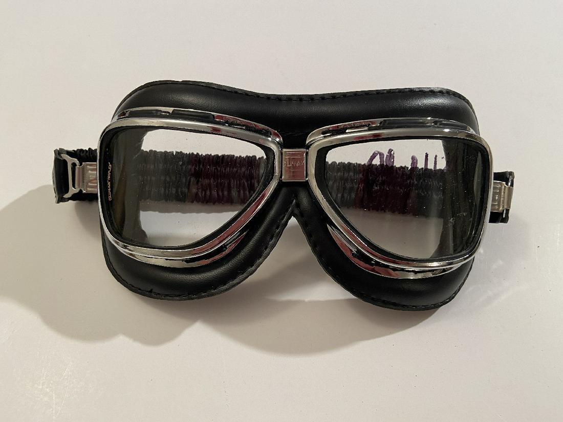 Phill Hill Signed  Racing Goggles (1 of 4)