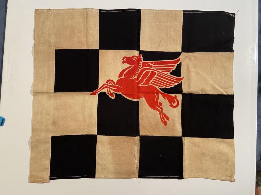 Mobil Oil (Mobiloil) race checkered flag,race 1950’s (1 of 5)