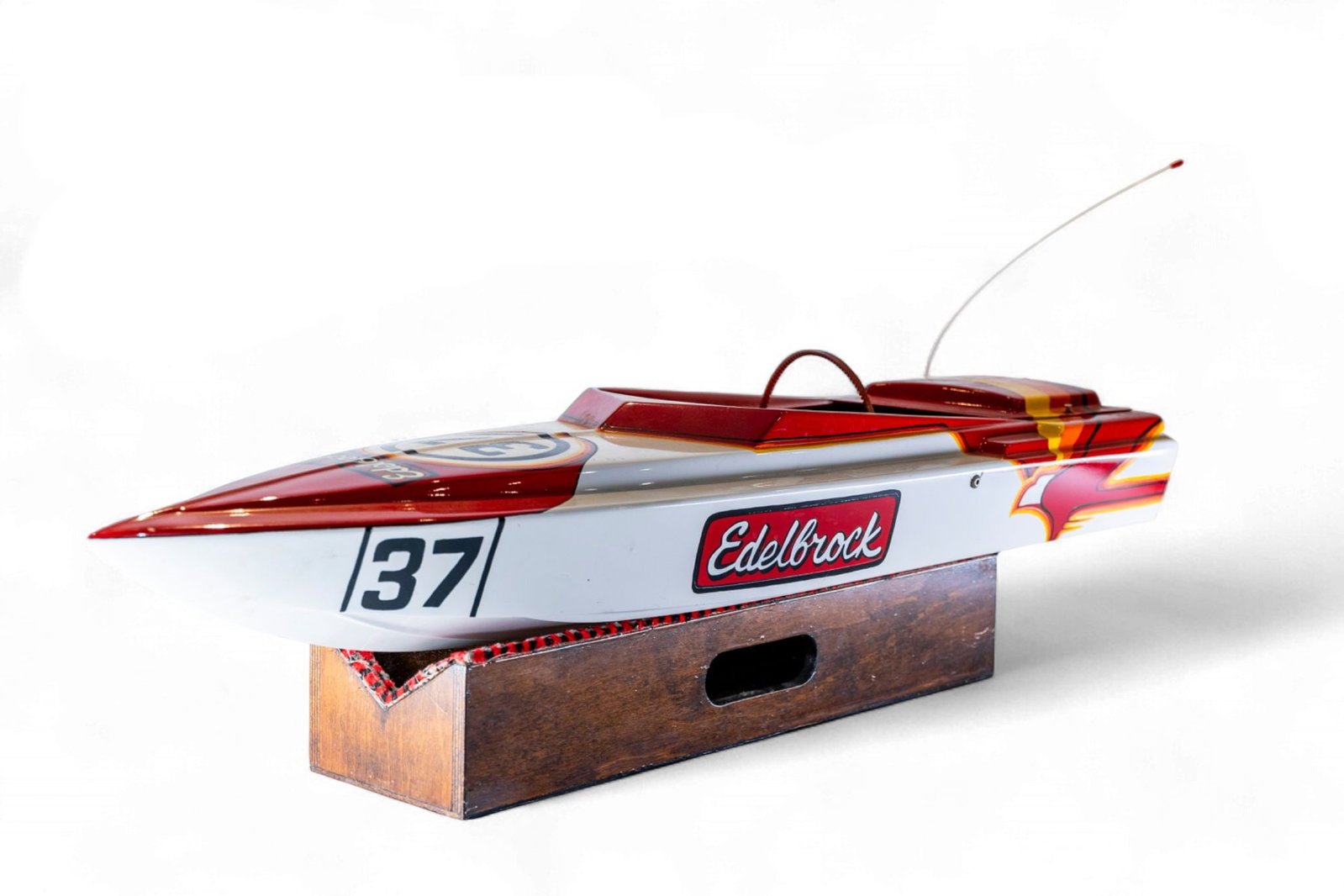 A #37 Edelbrock Radio Controlled Cigarette style race boat, from the Edelbrock Museum (1 of 10)