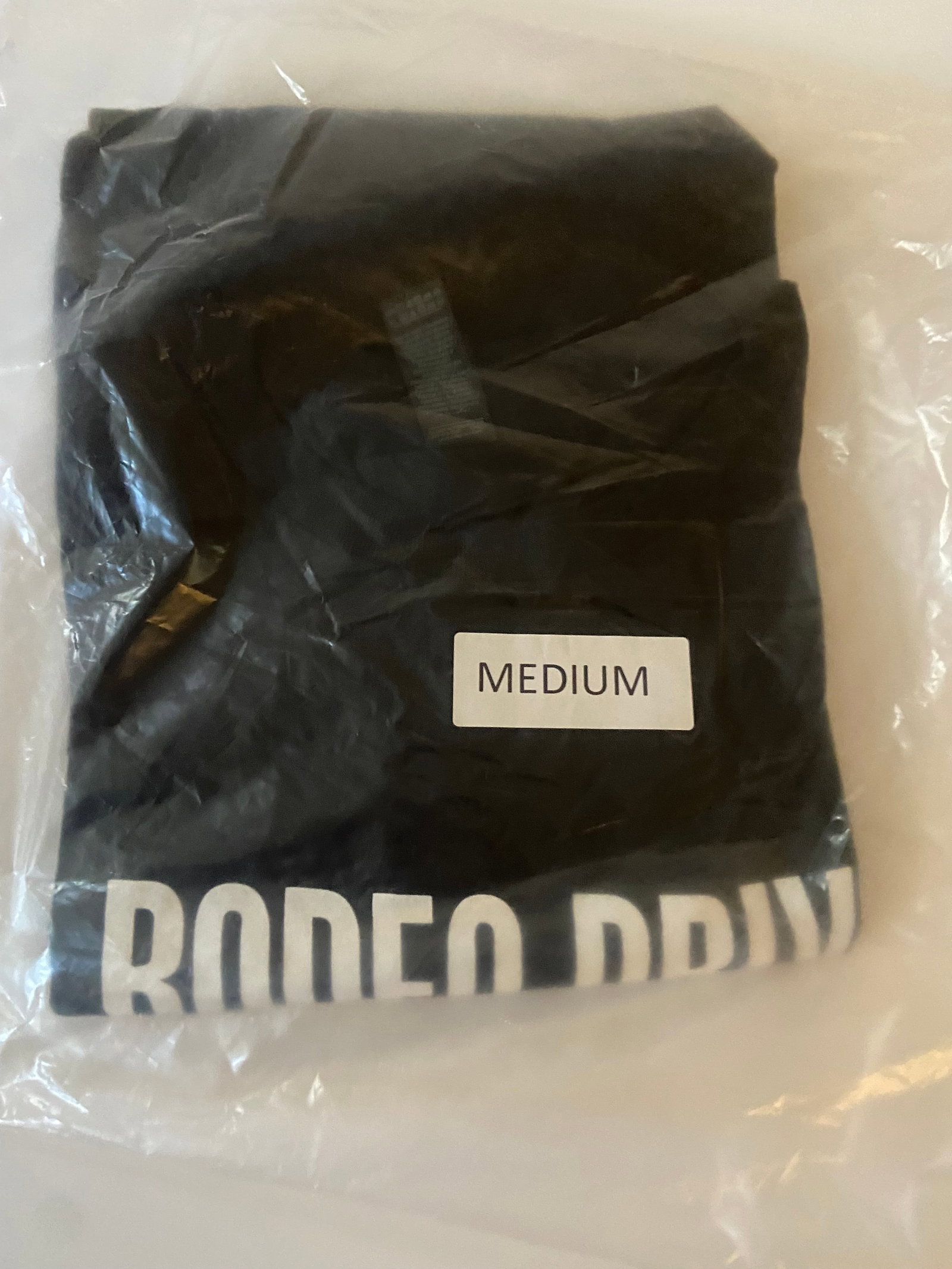 Rodeo Drive Beverly Hills Concours Official Entrants T Shirt Size Medium Brand Ne Sealed: Rodeo Drive Beverly Hills Concours Official Entrants T Shirt Size Medium Brand Ne Sealed The only way you could get this shirt is have a car selected for entry in the concours of multi million dollar 