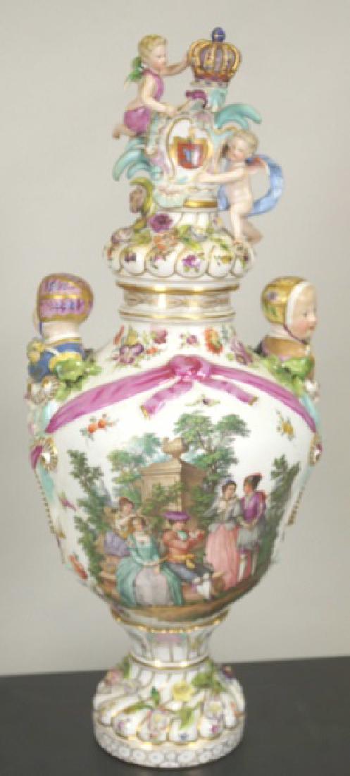 18th CENTURY MEISSEN PORCELAIN LIDDED URN (1 of 5)