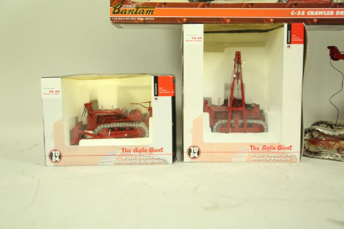 LOT OF 5 CONSTRUCTION VEHICLES (1 of 4)