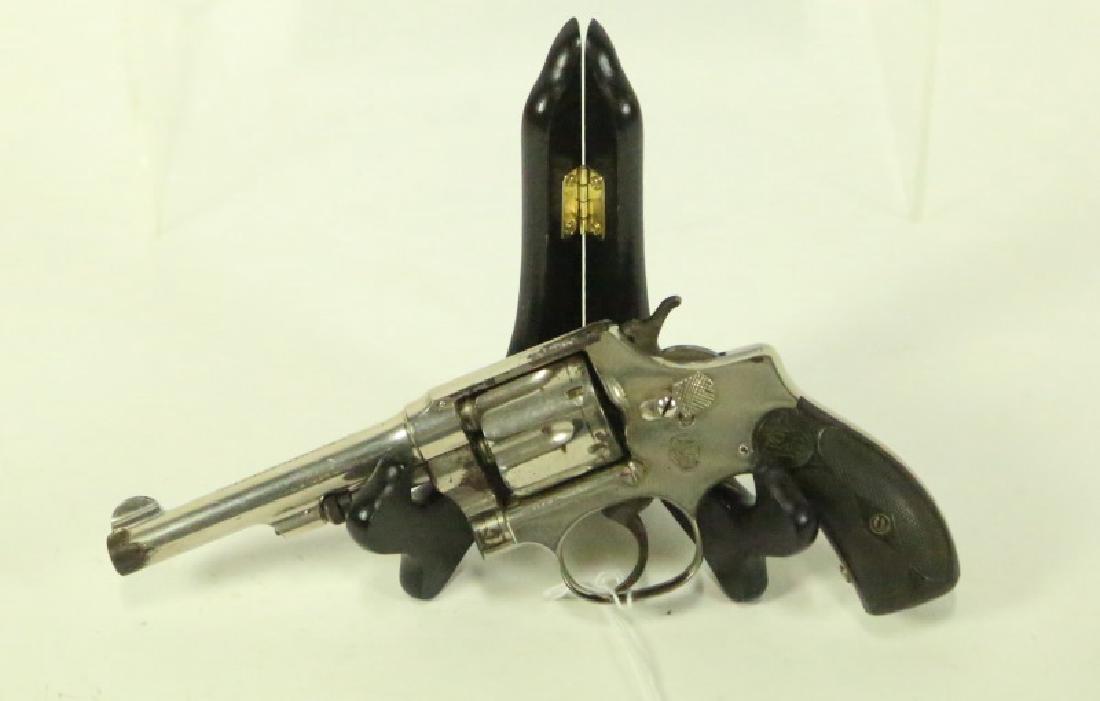 SMITH & WESSON 1903 HAND EJECTOR: SMITH & WESSON 1903 HAND EJECTOR (C&R FIREARM) CALIBER: 32 SW LONG SERIAL: 157622