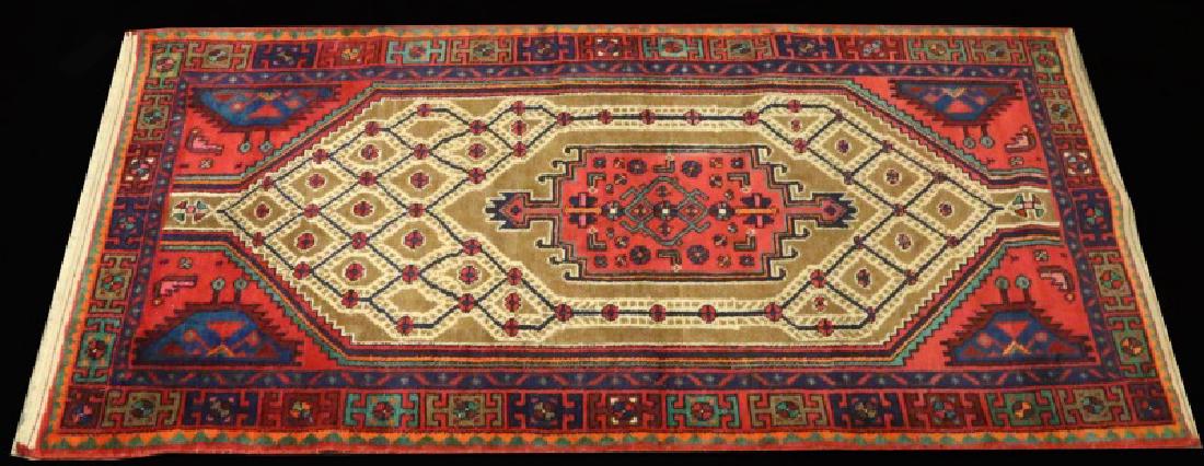 HAND WOVEN WOOL PERSIAN RUG (1 of 3)
