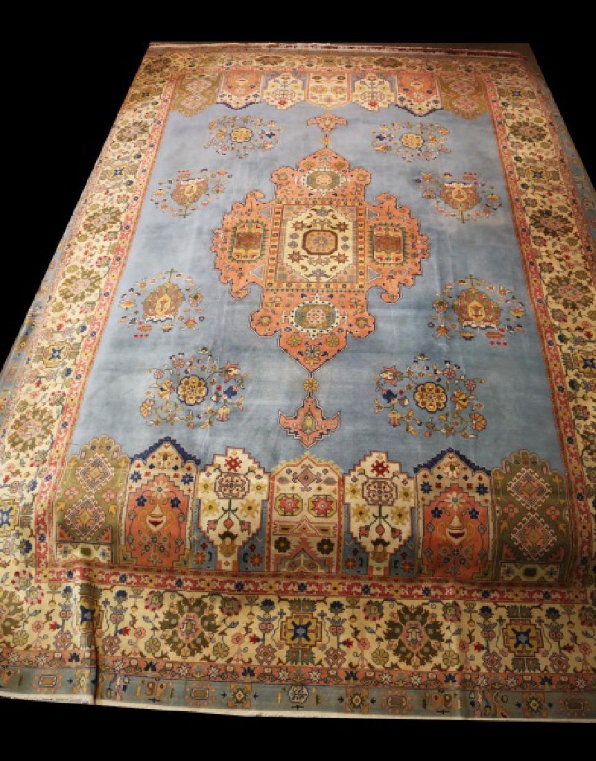 VERY NICE PERSIAN MAHAL RUG (1 of 5)