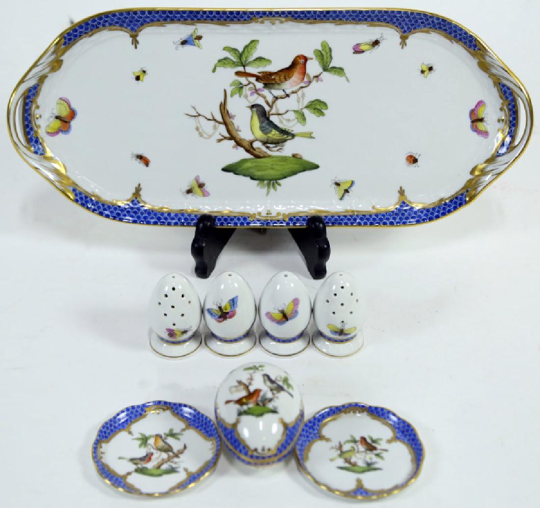 LOT OF EIGHT HEREND ROTHSCHILD BIRD BLUE BORDER PIECES (1 of 3)
