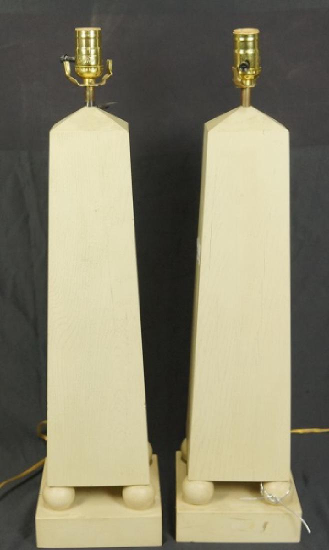 PAIR OF COLUMN LAMPS (1 of 2)
