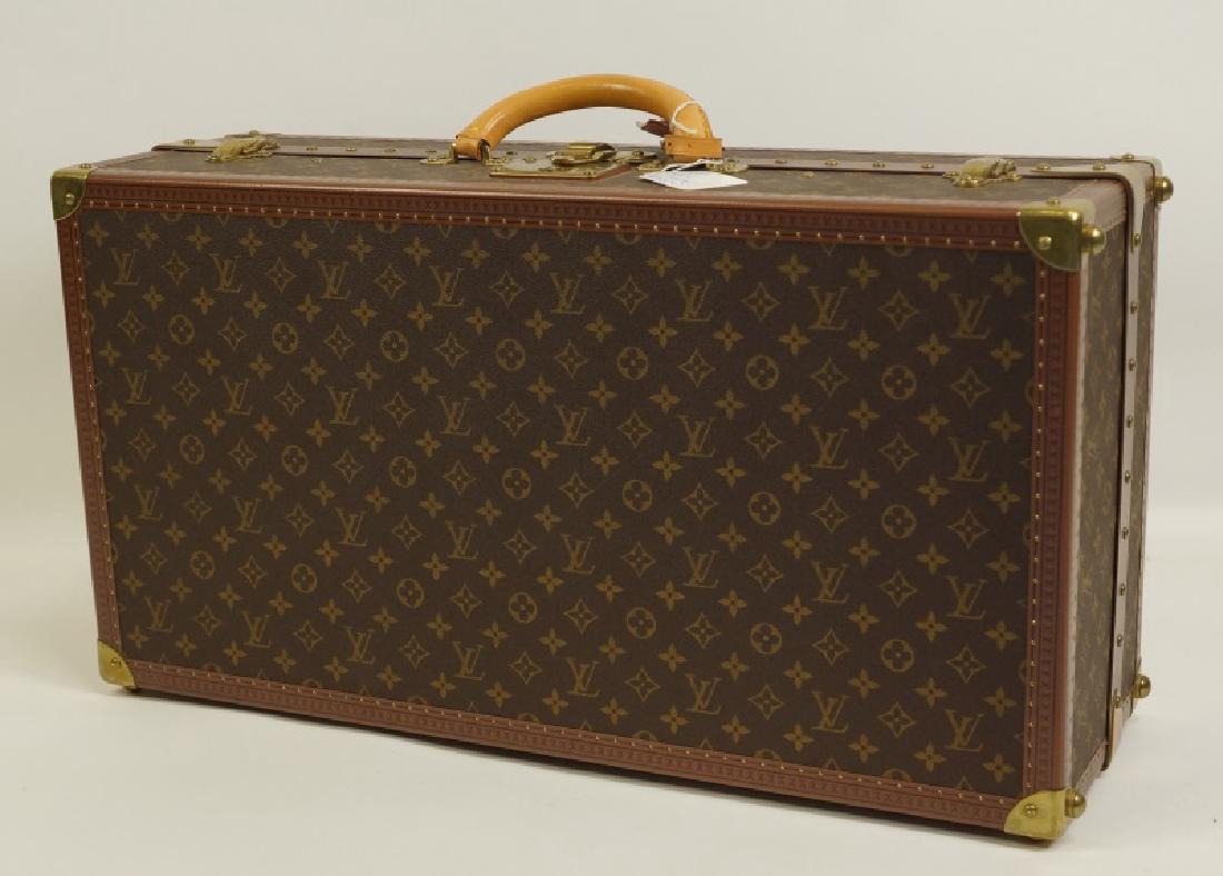 LOUIS VUITTON SHOE TRUNK (1 of 4)