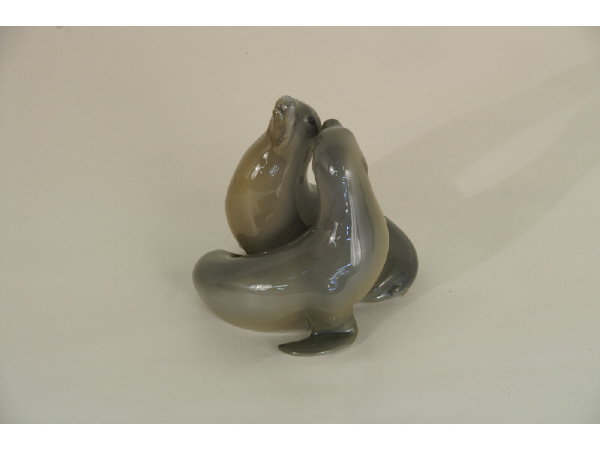 Small Copenhagen seals