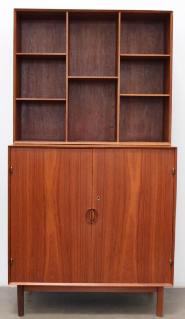 HVIDT & MOLGAARD DANISH TEAK CABINET/BOOKCASE (1 of 7)