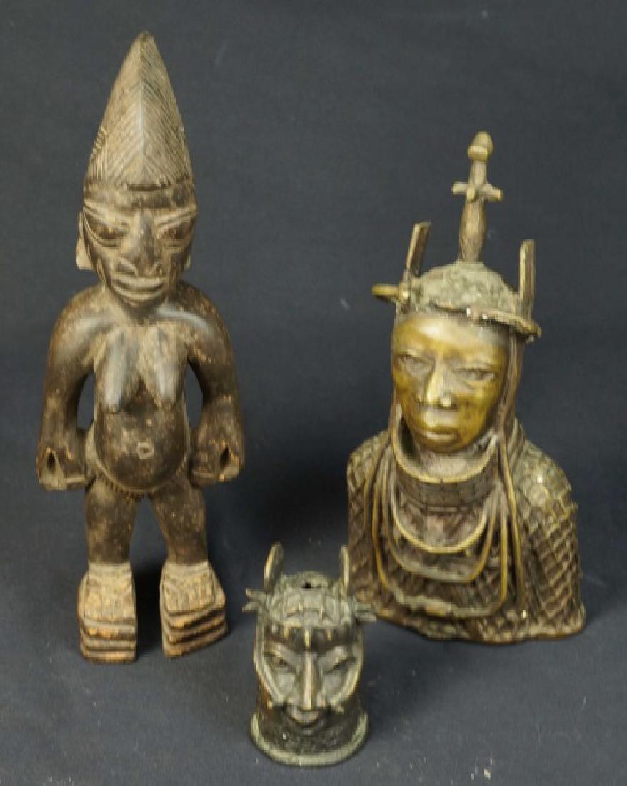 LOT OF THREE AFRICAN SCULPTURES (1 of 3)