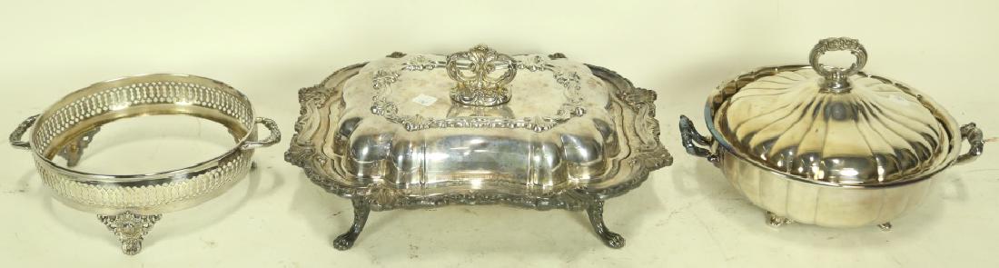 LOT OF THREE SILVER  PLATED SERVING PIECES (1 of 1)