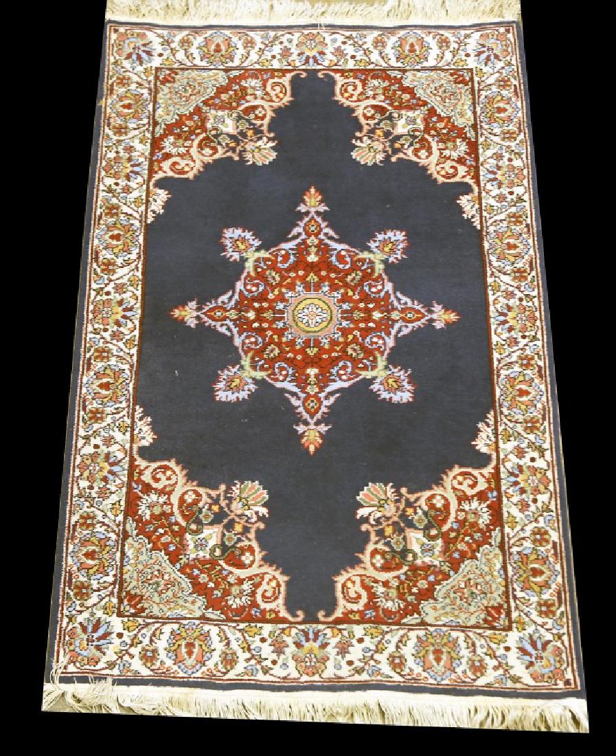 HAND KNOTTED PERSIAN SMALL RUG (1 of 6)
