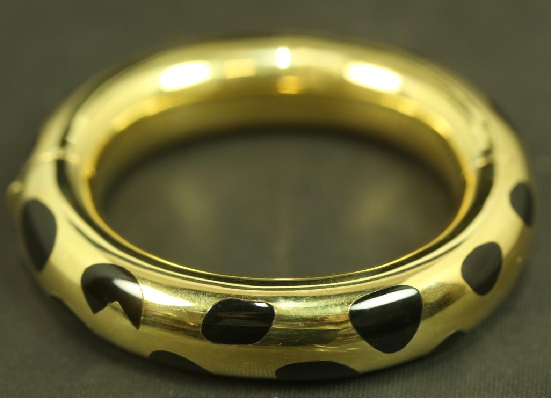 LADY'S TIFFANY & CO 18K GOLD BANGLE (1 of 3)