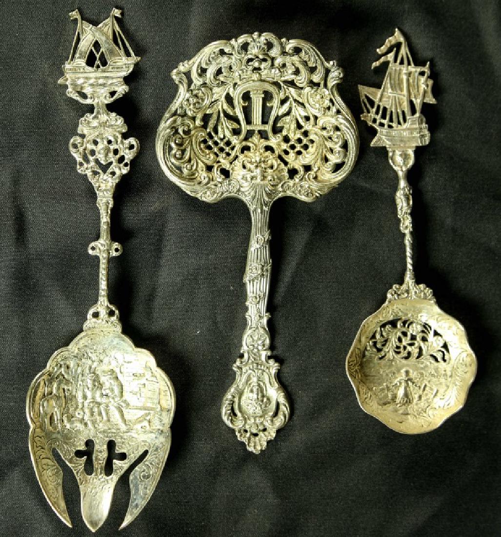 LOT OF THREE SILVER SERVING PIECES (1 of 8)