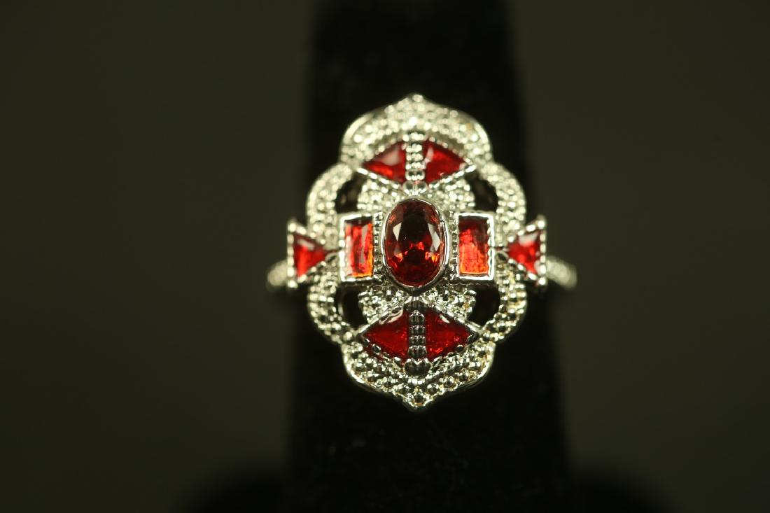 NICE RUBY ESTATE RING (1 of 2)