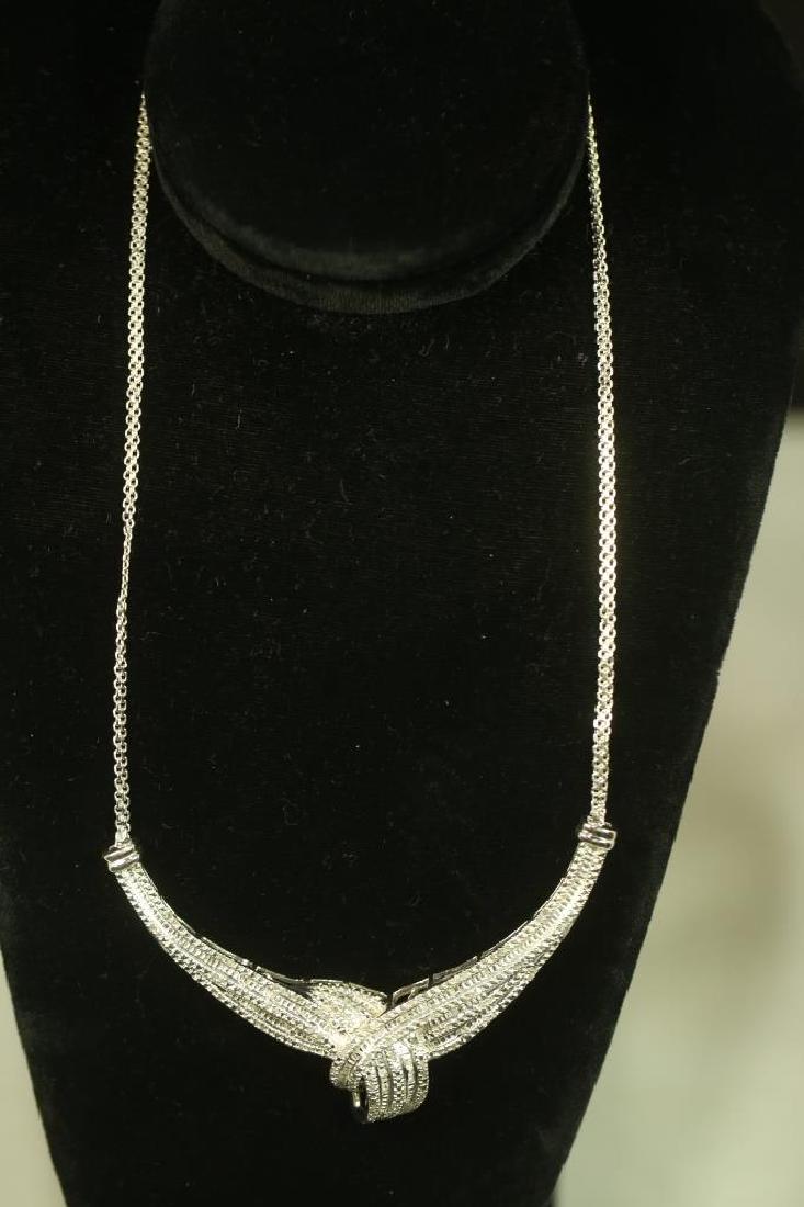 2.0 CT. DIAMOND NECKLACE (1 of 2)