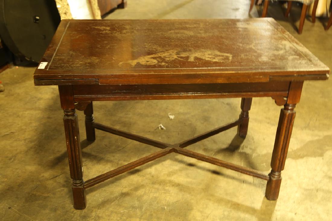 OAK DRAW LEAF TABLE: OAK DRAW LEAF TABLE Height: 30 in. by Width: 48 in. by Depth: 29.5