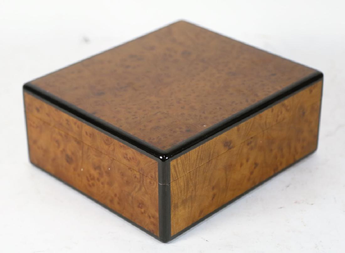 DUNHILL CIGAR BOX (1 of 3)