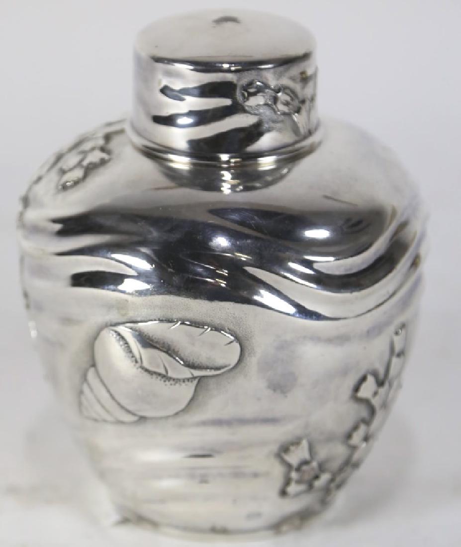 DARBY SILVER CO. VICTORIAN SILVER PLATED TEA CADDY (1 of 1)