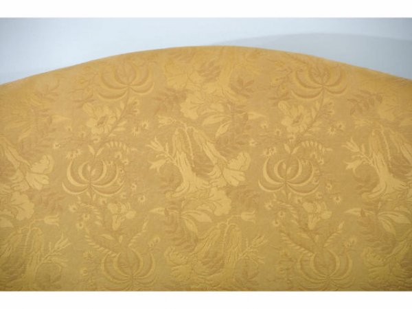 A 19th century English mahogany camelback sofa. - 4